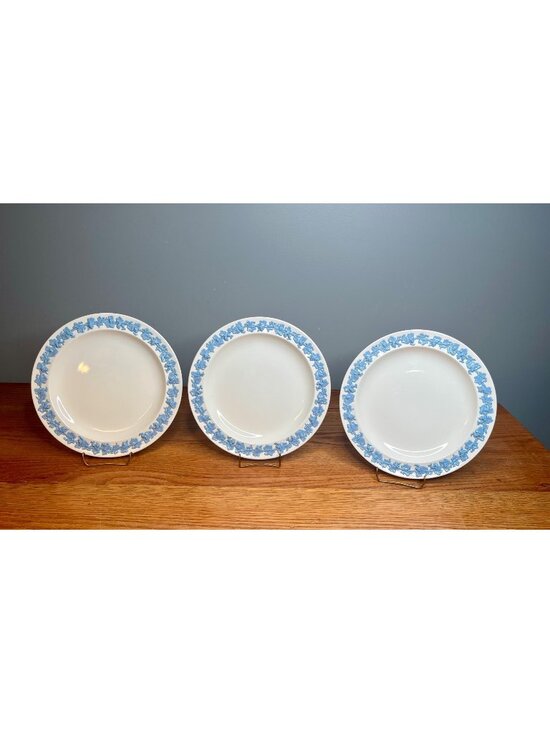 Wedgwood Other - Set of 3 Wedgwood Dinner Plates 10 1/8" Lavender On Cream Plain Edge Embossed Qu